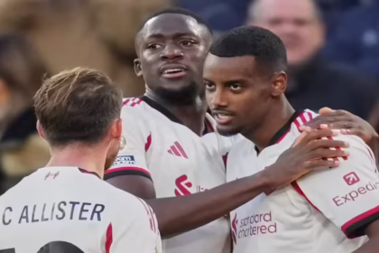 Isak’s first league goal helps Liverpool to vital win at West Ham