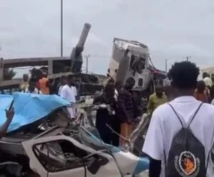 Four dead, four injured in Lekki–Epe Expressway crash