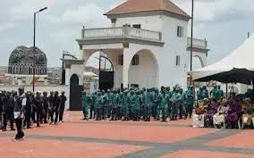 Olubadan inaugurates community guard, unveils ‘Garri Ibadan'