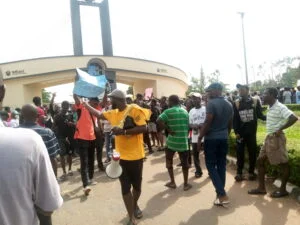 OAU students protest transport problem, demand more buses