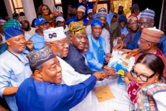 Lagos: Hamzat submits expression of interest, nomination forms