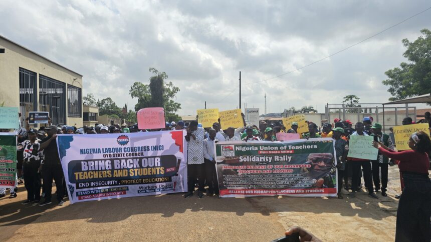 Oriire kidnap: NUT stages nationwide solidarity rally in Oyo