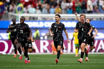 Canada sneak past South Africa 1-0 to reach round of 16