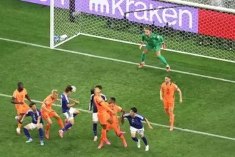 Netherlands, Japan share spoils in thrilling 2-2 World Cup draw