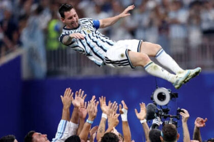 World Cup: Argentina fight back to eliminate Egypt 3-2