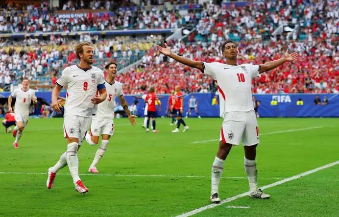 World Cup: Bellingham brace fires England into semis