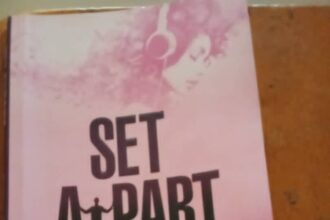 BOOK REVIEW: When things fall apart...God sets people apart