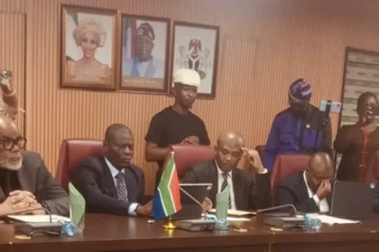 Nigeria demands end to attacks in South Africa