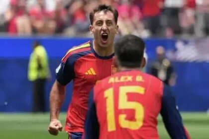 World Cup: Spain outclass Austria 3-0 as Oyarzabal nets brace
