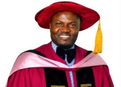 Please, help me tell baami I am now a Doctor!