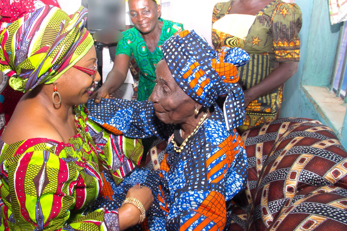 Mama Ikere 01